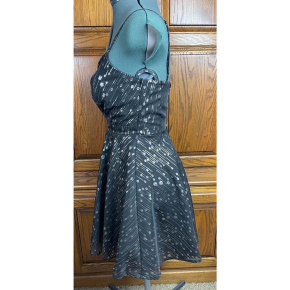 Trixxi Juniors Sz 3 Black and Silver Fit & Flare Dress Party Dance - Picture 2 of 14